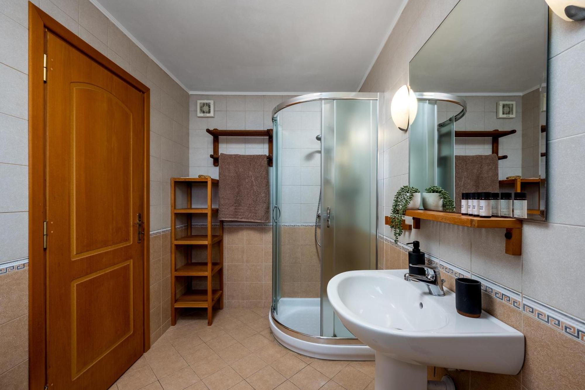 Over The Sea Apartments Сими Экстерьер фото